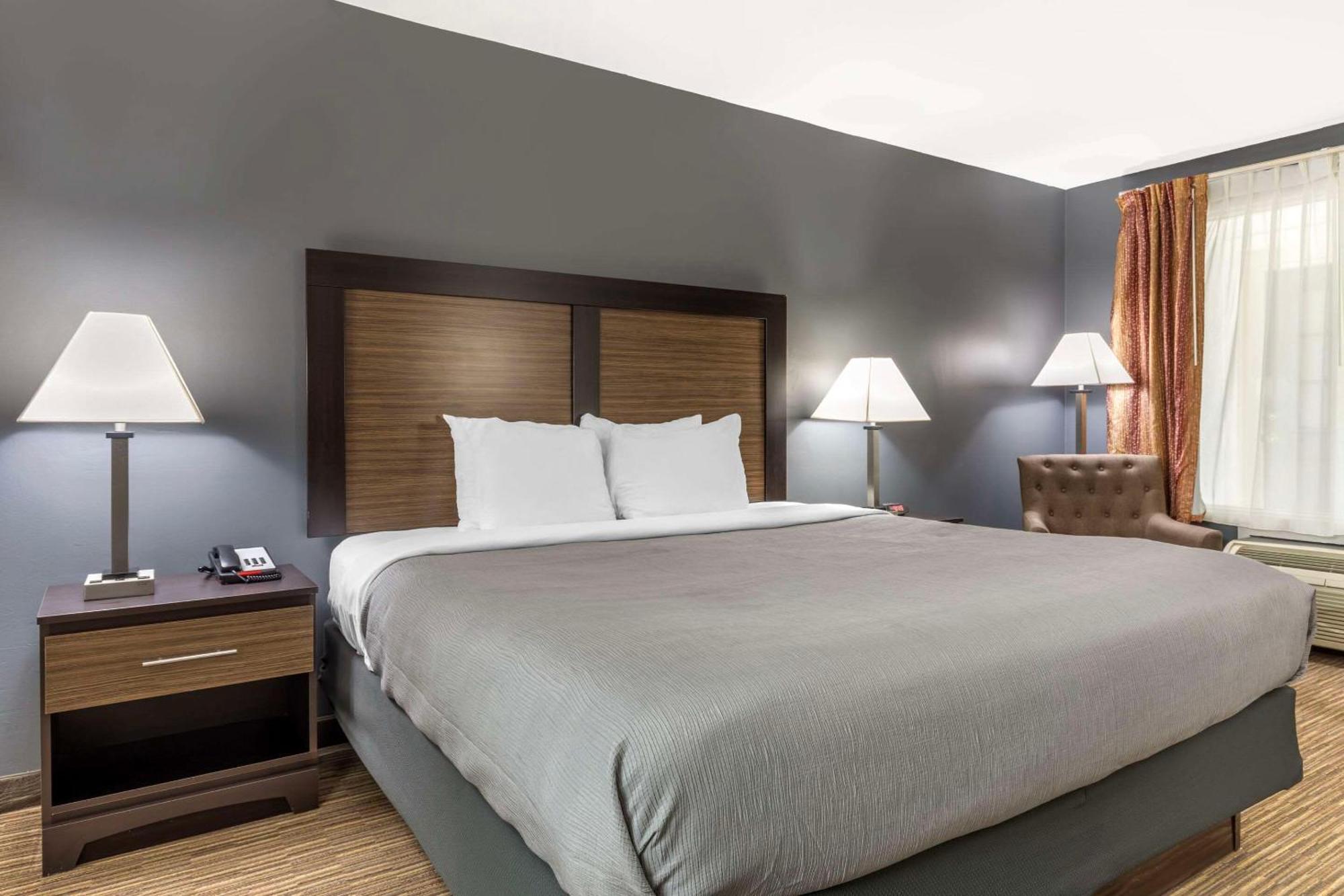 Quality Inn Гейнсвил Екстериор снимка
